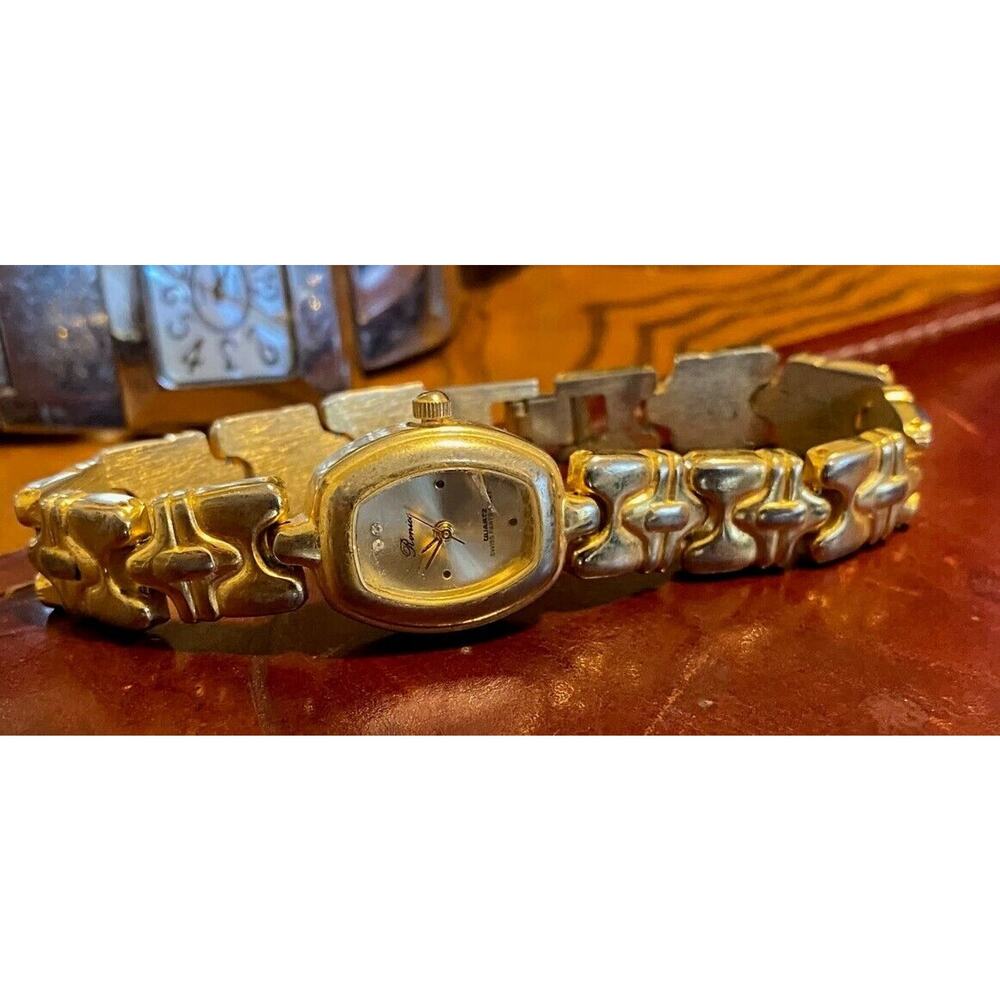 VTG Women's Ronica Watch, Swiss Parts Movement